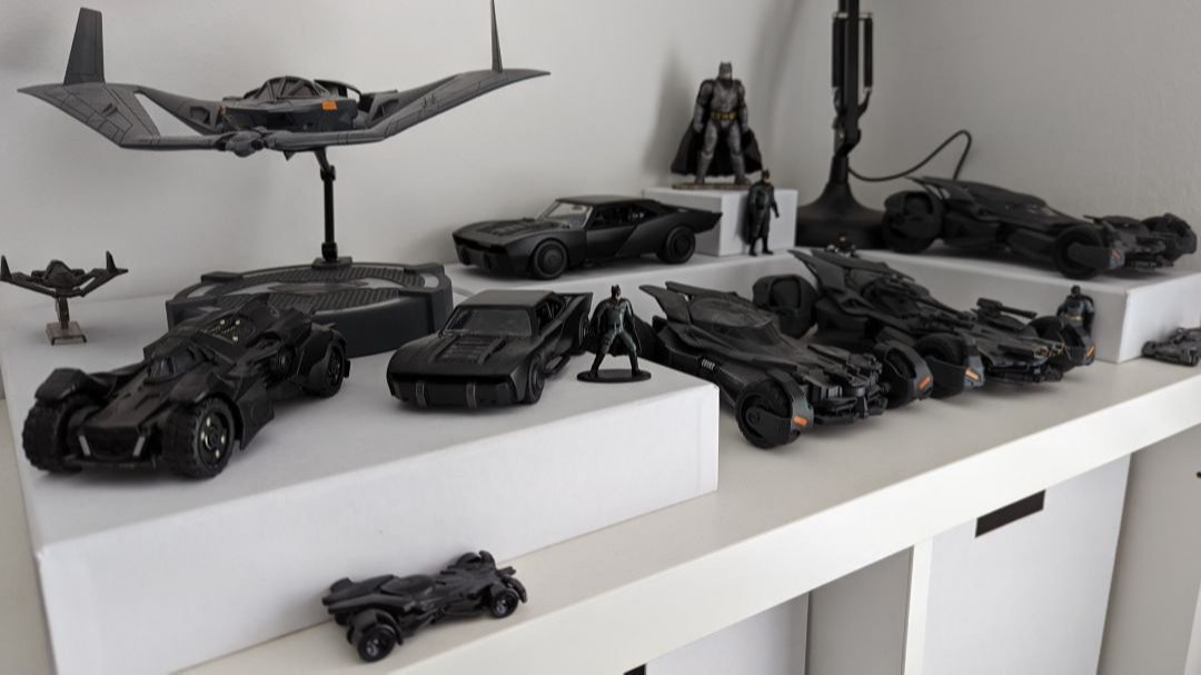 Bat vehicle collection - Image 1