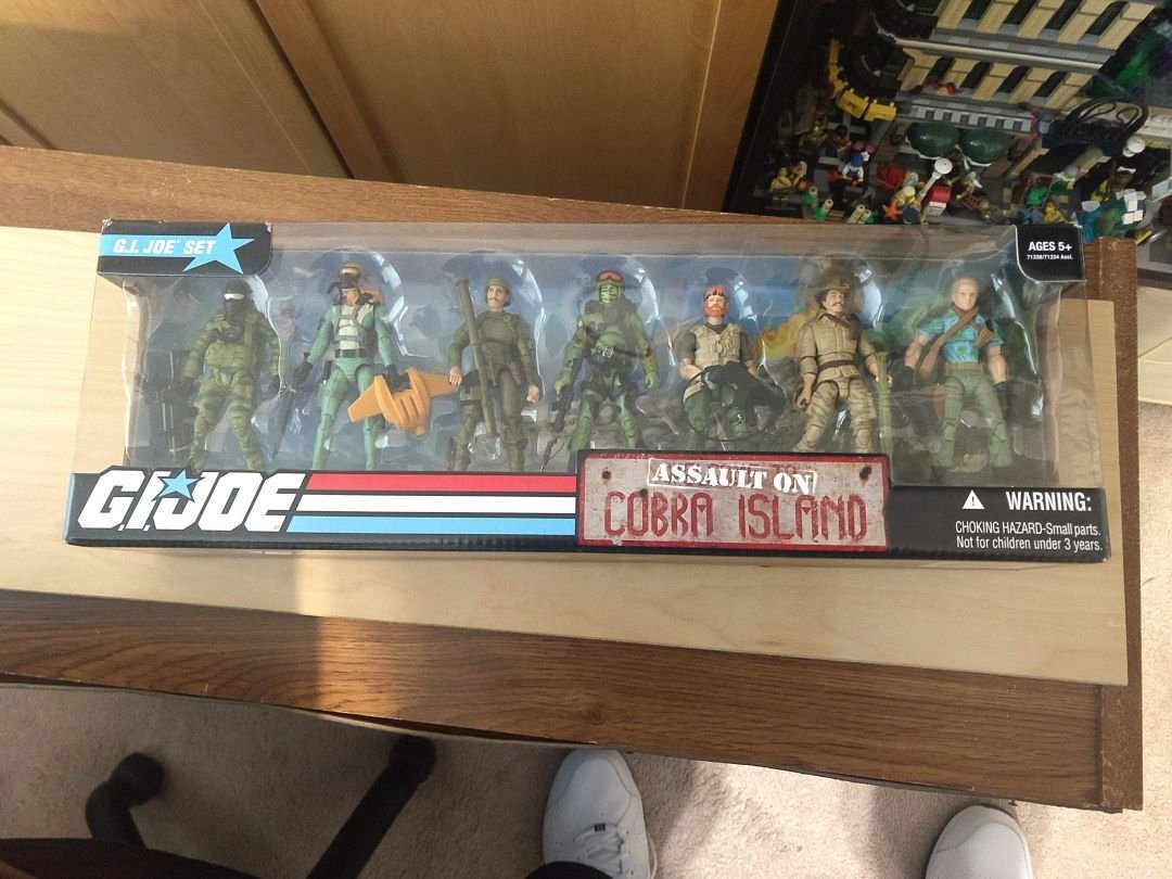 Assault on Cobra Island 7 pc Box Set - Image 1