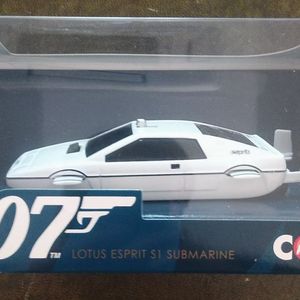 Corgi Rocket firing Lotus Esprit 1:36 (reissue)