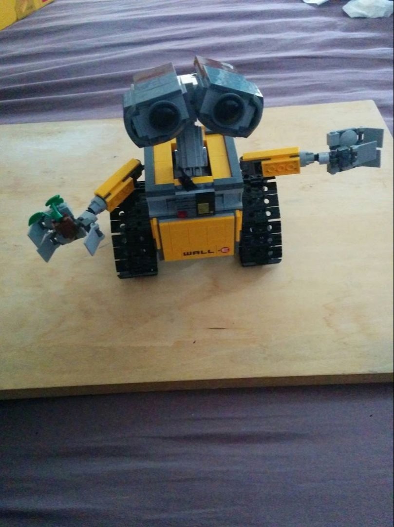 Lego Ideas Wall-E - Image 1