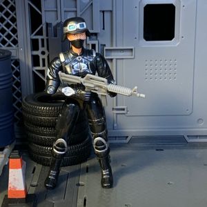 Cobra Officer (Night Stalkers Commander) 