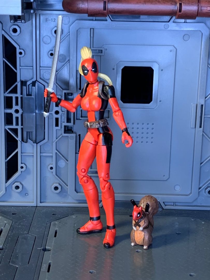 Lady Deadpool - Image 1