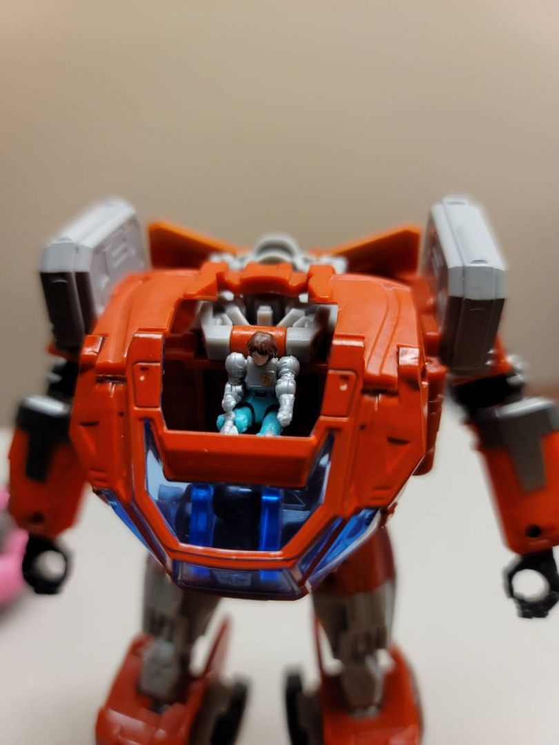 Studio Series Ironhide Fan Mode - Image 1