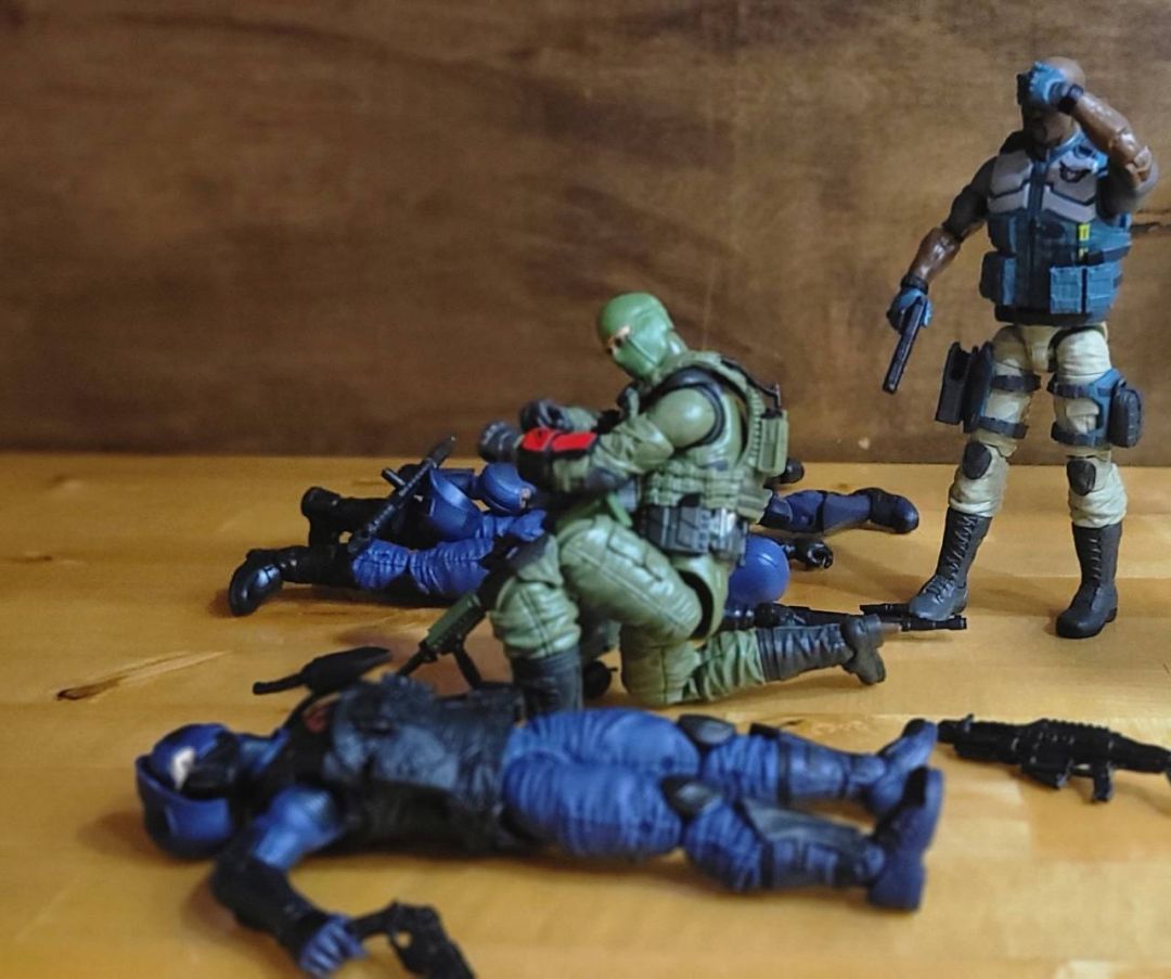 Look At Me - Image 3