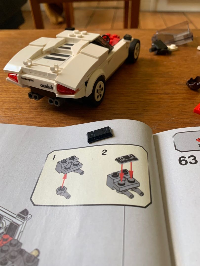 LEGO Lamborghini Countach - Image 2