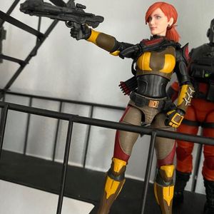 Scarlett (re-deco)