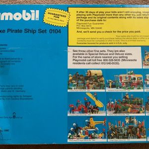 Super Deluxe Pirate Ship Set