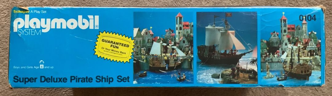 Super Deluxe Pirate Ship Set - Image 5