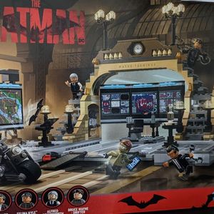 Lego Batman Batcave: The Riddler Face-off Set