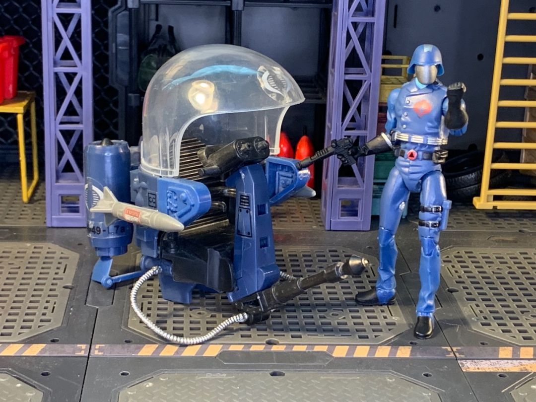 Cobra Commander & Flight Pod - Image 1