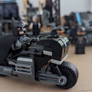 The Batman - Bat Cave Lego