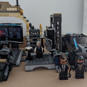 The Batman - Bat Cave Lego