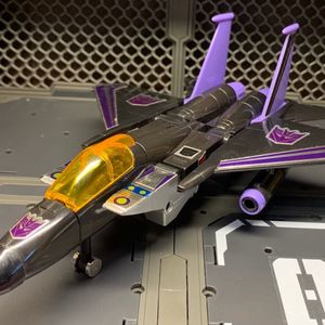 Skywarp