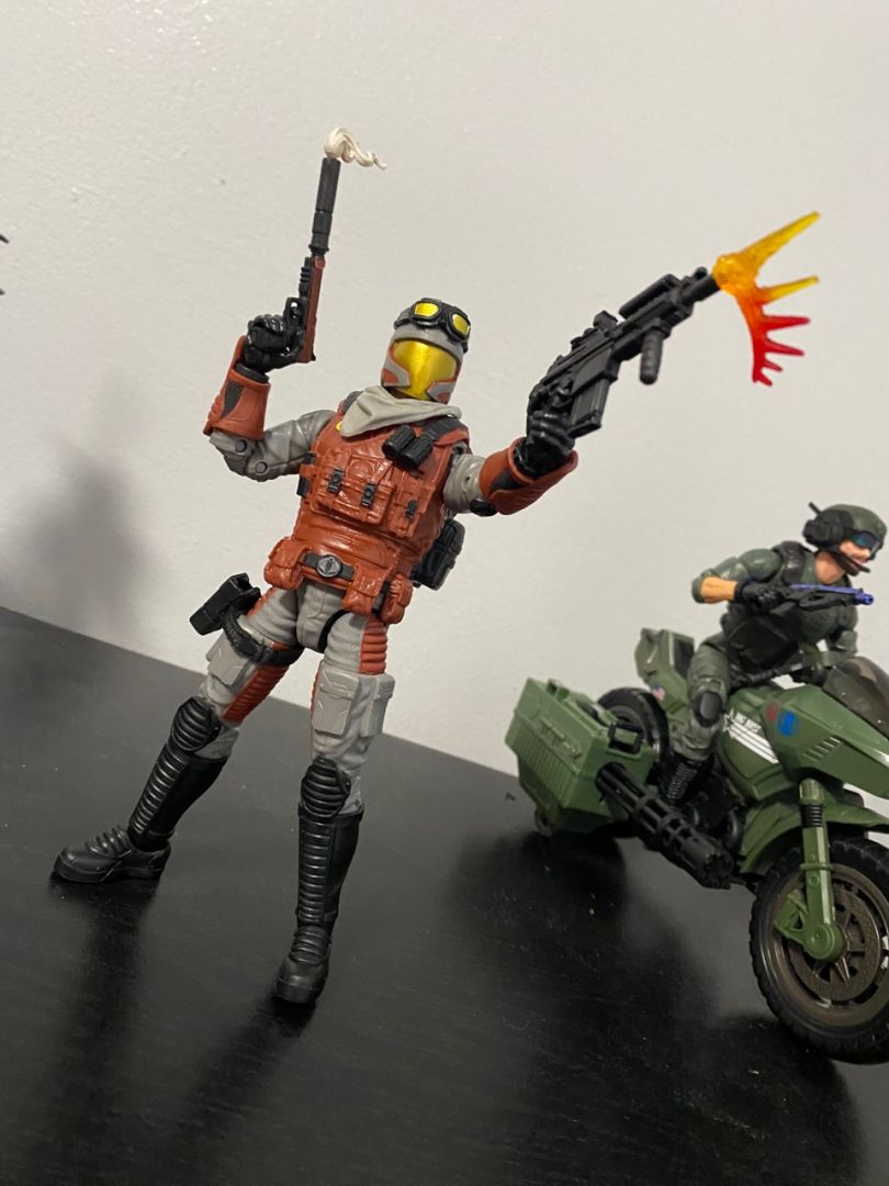 Cobra Viper Officer - Image 1