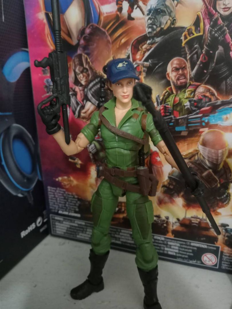 Lady Jaye and Reporter - Image 2