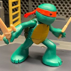 Ninjas In Training: Raphael & Michelangelo