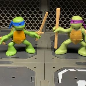 Ninjas In Training: Raphael & Michelangelo