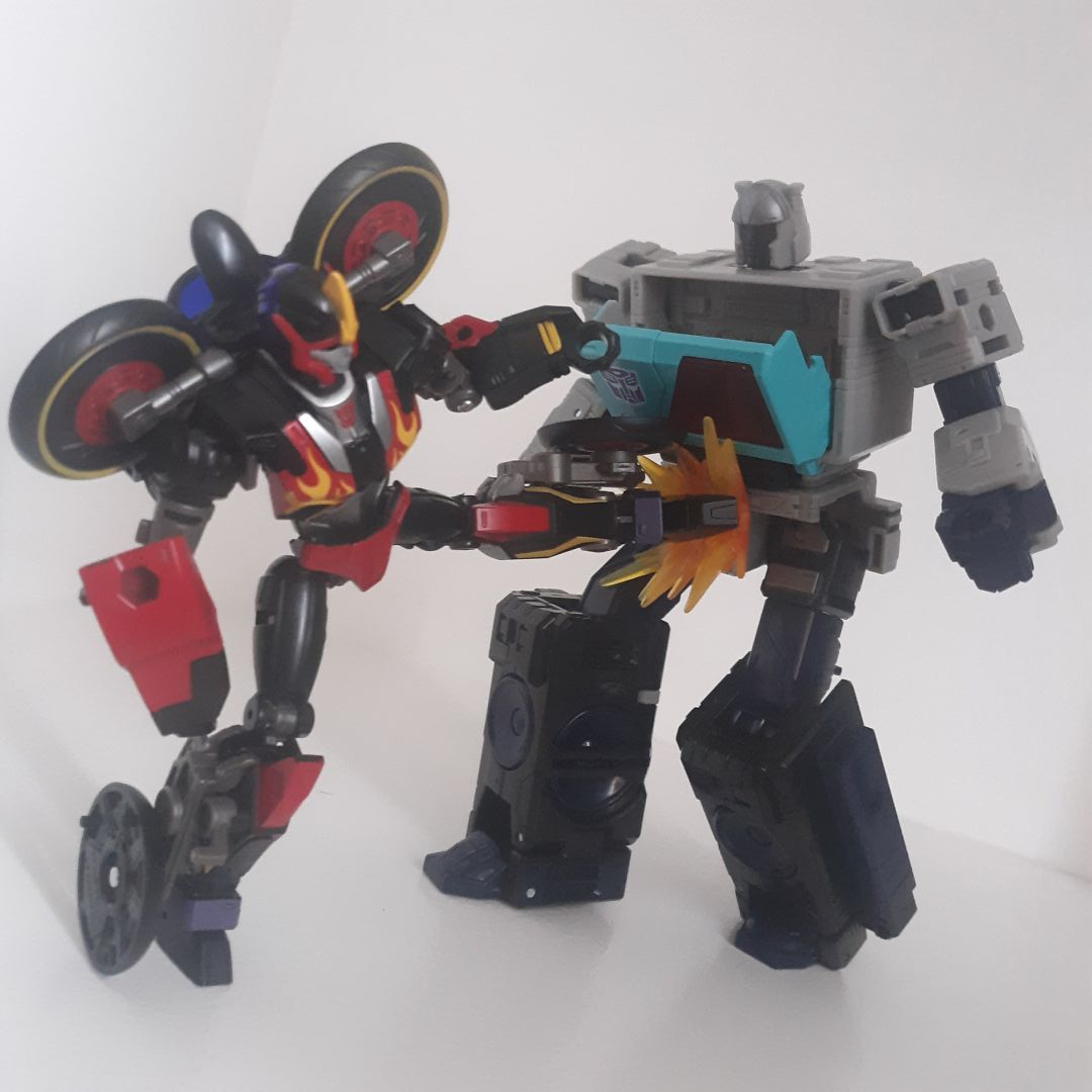 SG Flamewar - Image 3