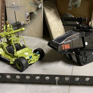 Bumblebee A.W.E. Striker
