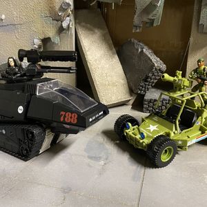 Bumblebee A.W.E. Striker