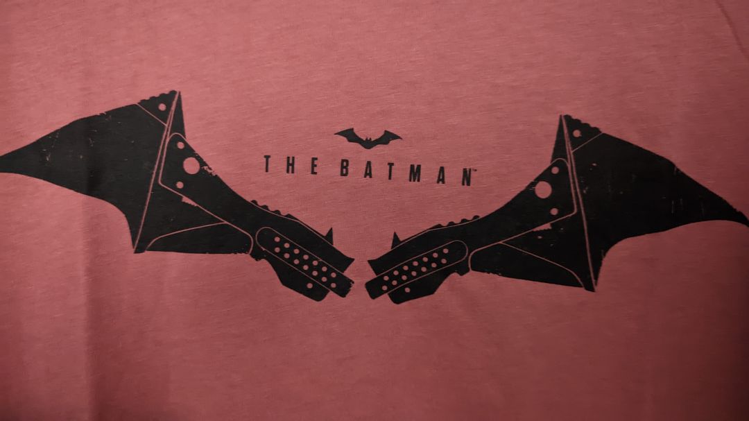 The Batman - Bat Logo Red T-Shirt - Image 2