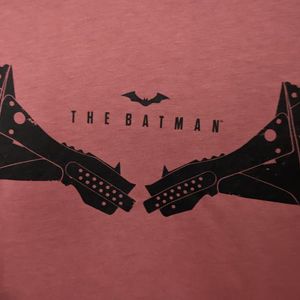 The Batman - Bat Logo Red T-Shirt