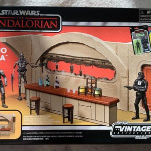 Nevarro Cantina Playset With Imperial Death Trooper (Nevarro)