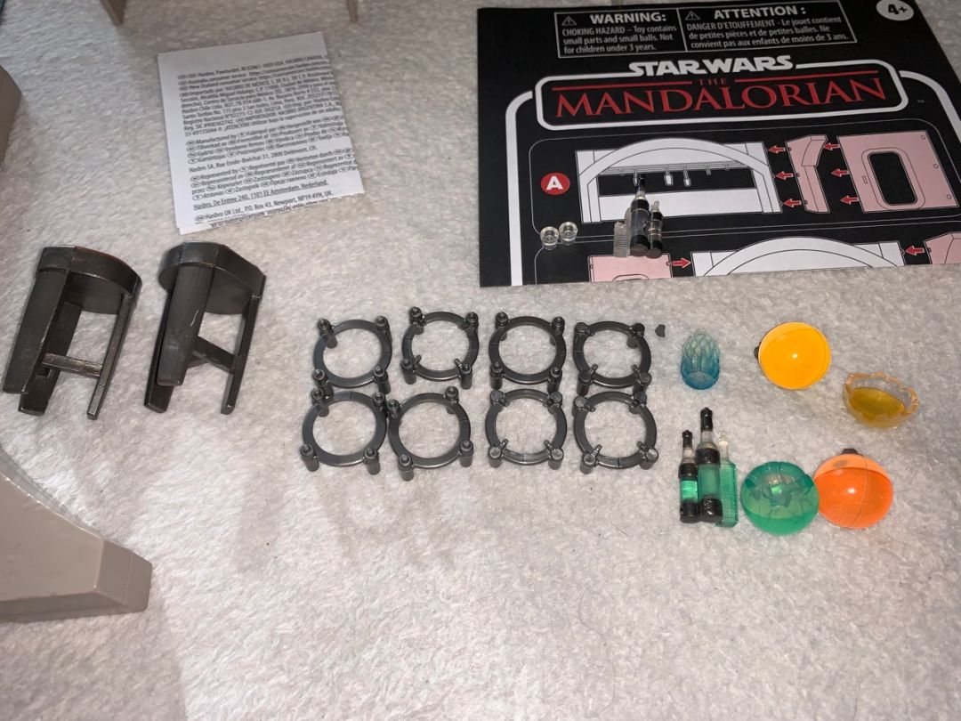Nevarro Cantina Playset With Imperial Death Trooper (Nevarro) - Image 10
