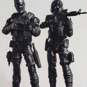 Snake Eyes & Throwdown