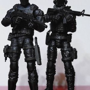 Snake Eyes & Throwdown