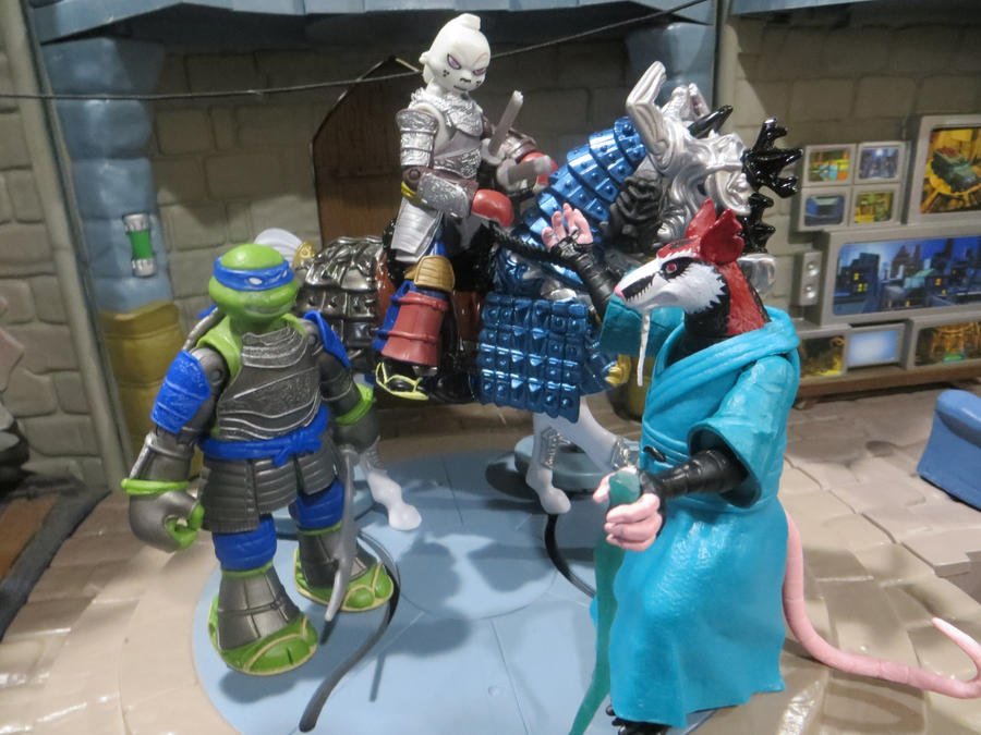 Golden Mask - Image 2