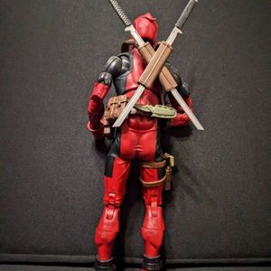 Marvel Legends Series 12" Deadpool 