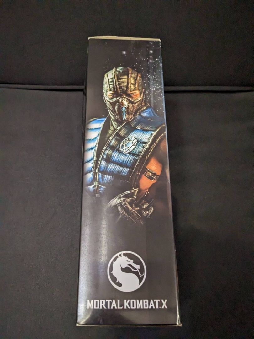Mezco Mortal Kombat X Sub-Zero 12&quot; - Image 2