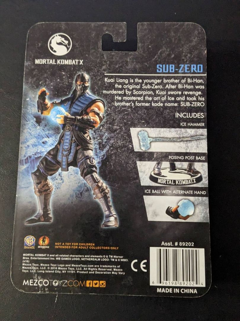 Mezco Mortal Kombat X Sub-Zero 4&quot; - Image 2
