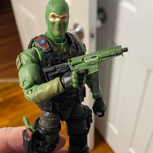 Weapons Pack (Charlie)