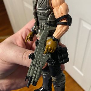 Weapons Pack (Charlie)