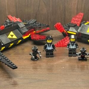 Blacktron Cruiser