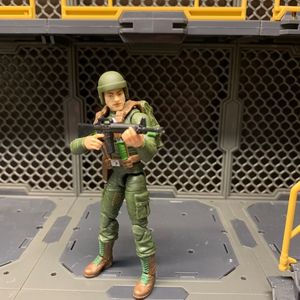 Robert “Grunt” Graves