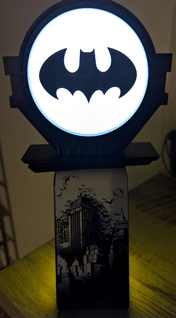Bat Signal Phone and Controller holder - Image 1
