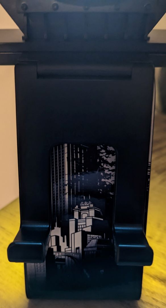 Bat Signal Phone and Controller holder - Image 2
