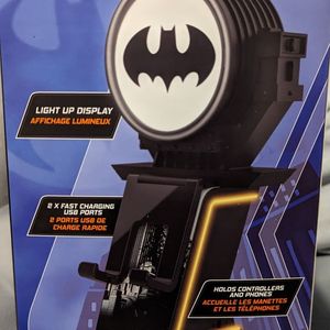 Bat Signal Phone and Controller holder