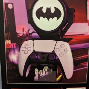 Bat Signal Phone and Controller holder