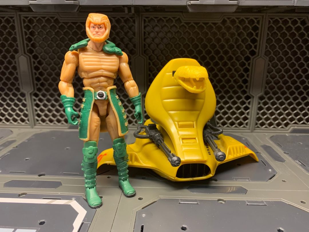 Serpentor & Serpentor's Air Chariot - Image 1