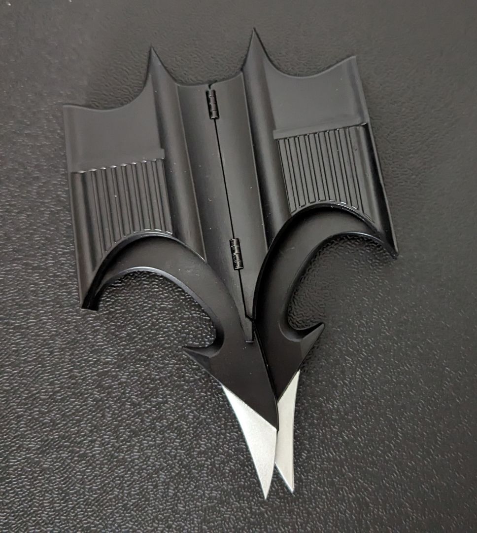 Batman 89 Batarang replica - Image 3