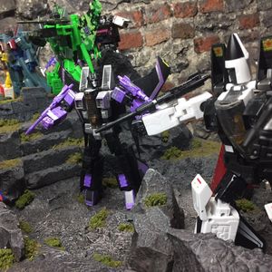 Skywarp 