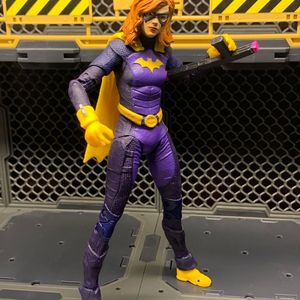 Gotham Knights Batgirl