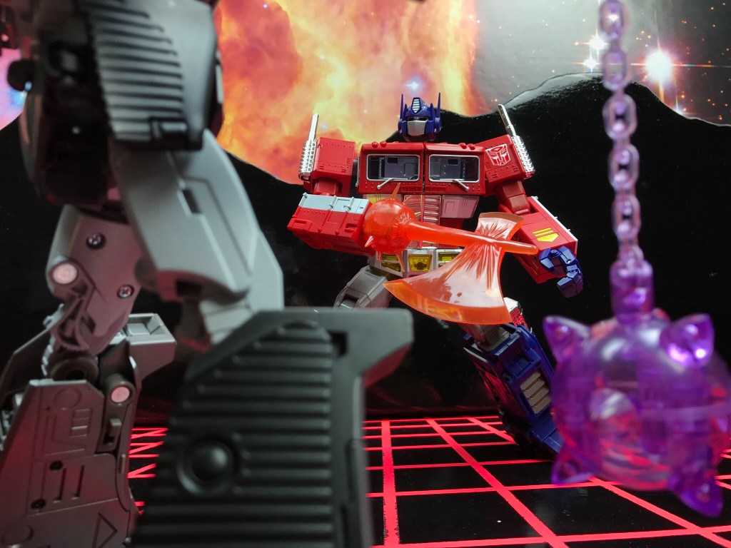 Convoy (Optimus Prime) - Image 12