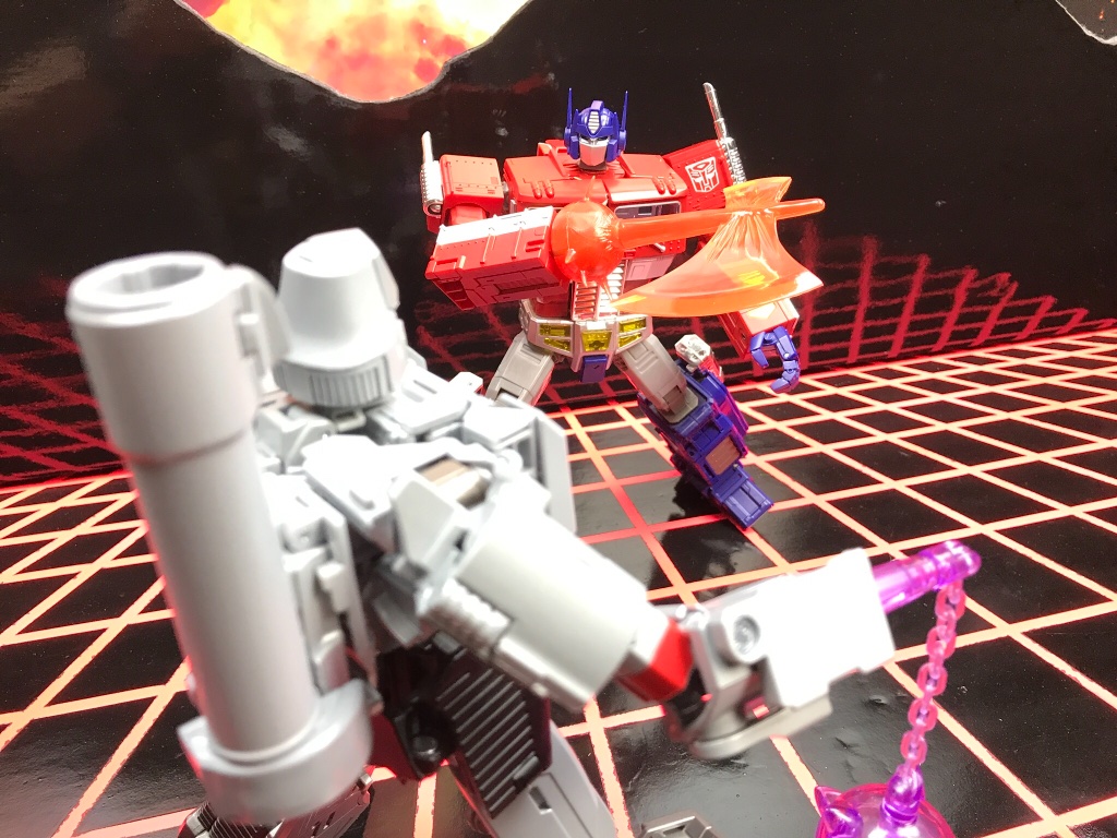 Convoy (Optimus Prime) - Image 15