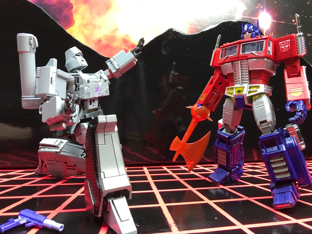 Convoy (Optimus Prime) - Image 9