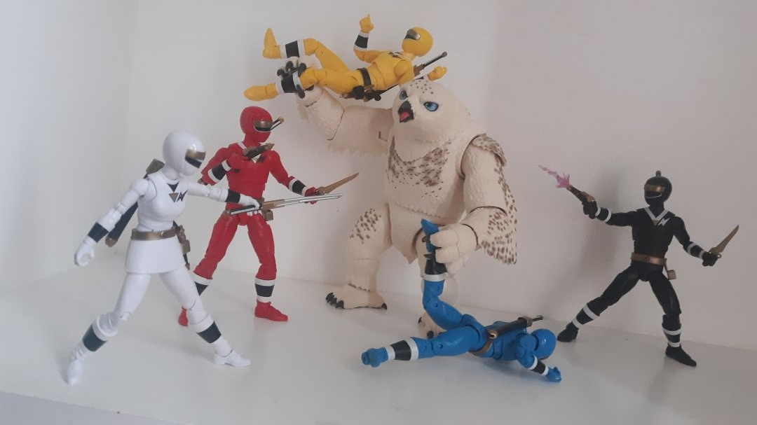 Mighty Morphin Alien Rangers - Image 8